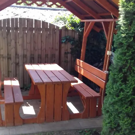 Molo Wellness Garden Appartement *