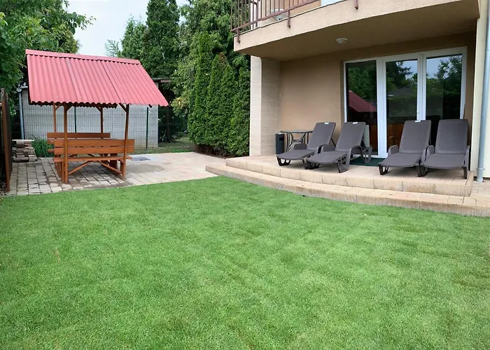 Appartement Molo Wellness Garden Siófok